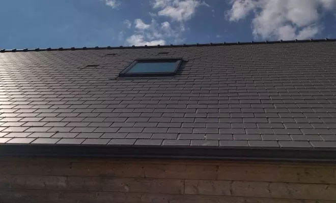 Pose de velux et de volets roulant, Sainte-Anne-sur-Brivet, QUIRRION MICKAEL COUVREUR ZINGUEUR GUERINOIS